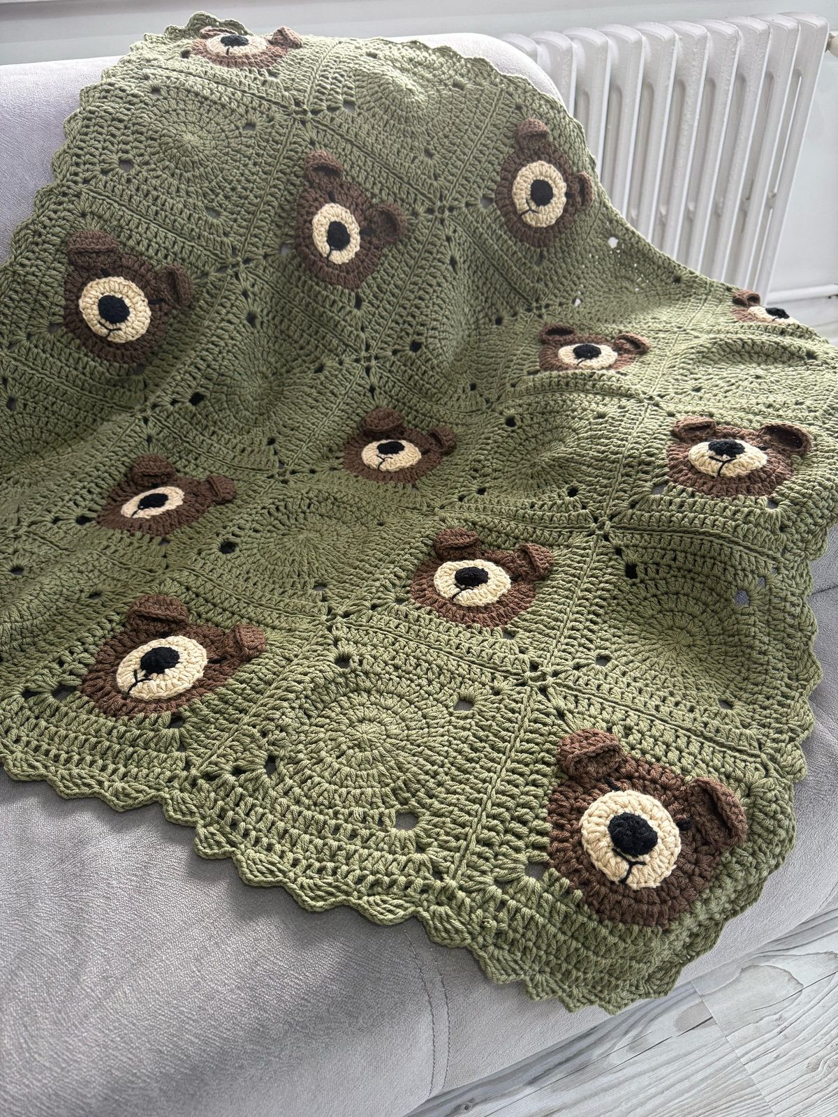 Green teddy bear crochet baby blanket